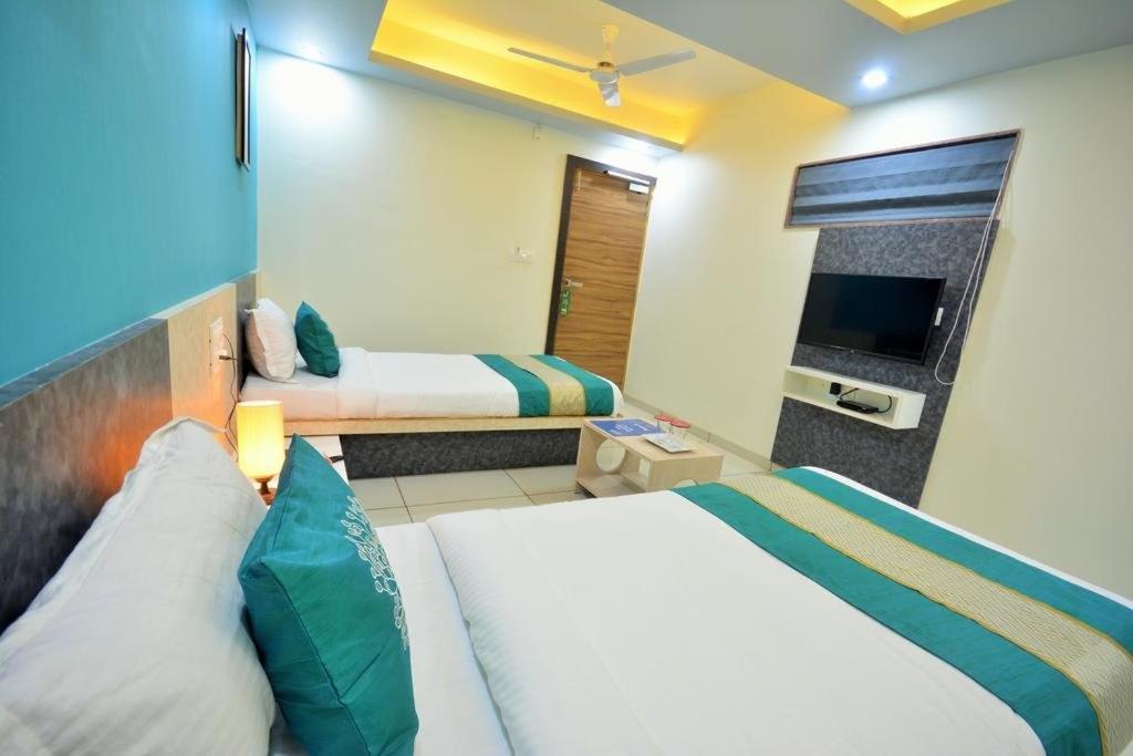Hotel Sigma Inn Ahmedabad Exterior foto